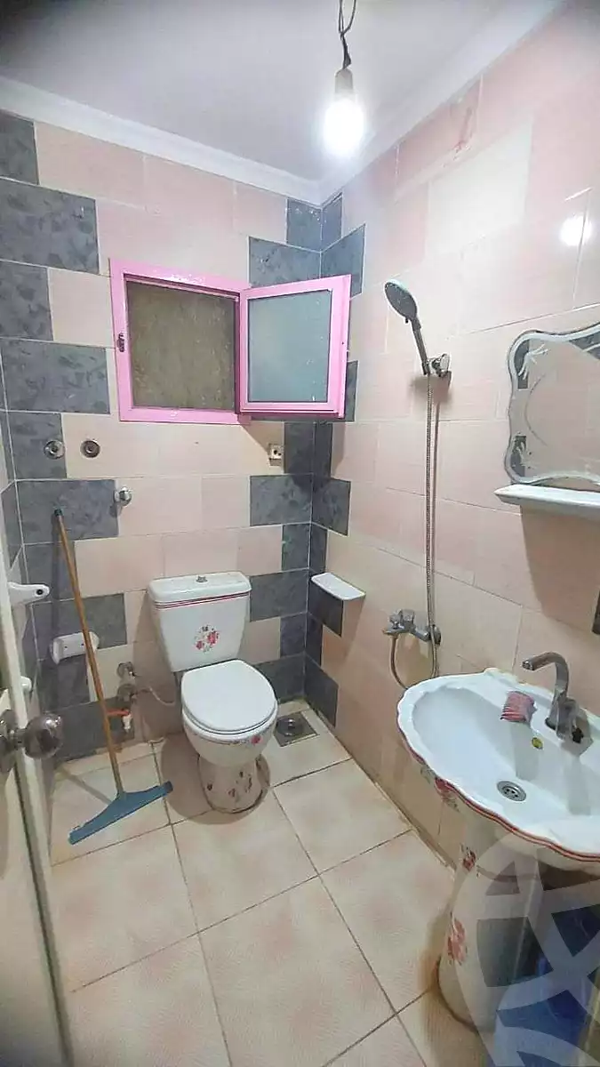 https://aqarmap.com.eg/en/listing/5194030-for-sale-alexandria-bw-qyr-street-16