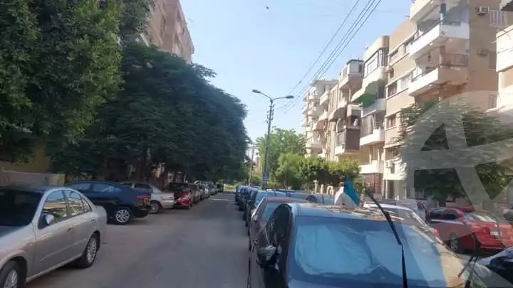 https://aqarmap.com.eg/ar/listing/5194134-for-sale-cairo-heliopolis-triumph-square-othman-ibn-affan-st