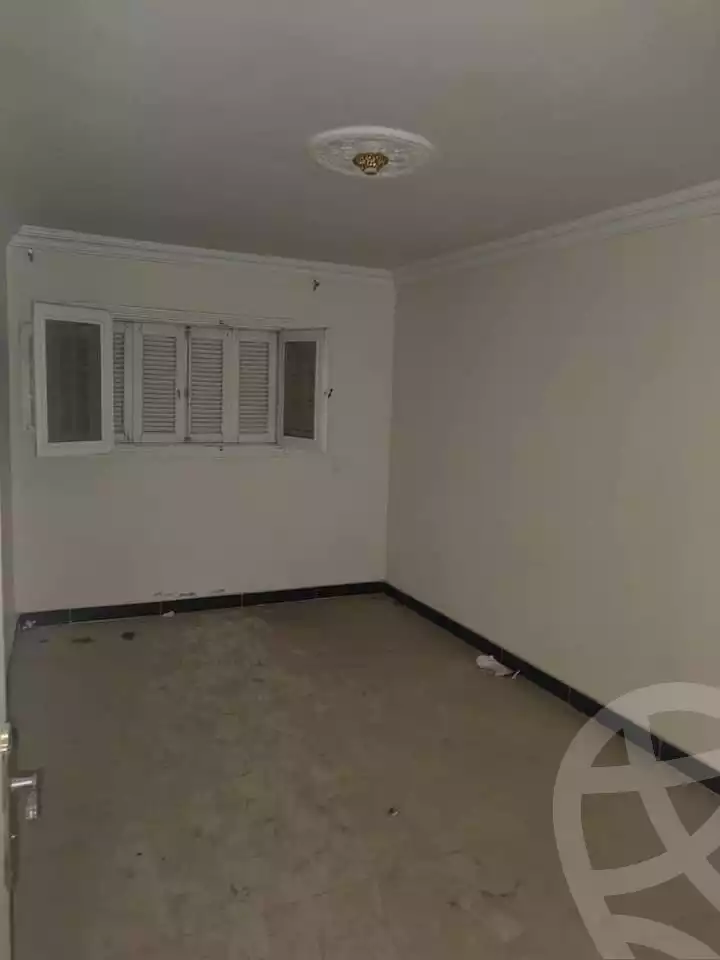 https://aqarmap.com.eg/en/listing/5197004-for-rent-alexandria-new-miami-mostafa-kamel-sttt