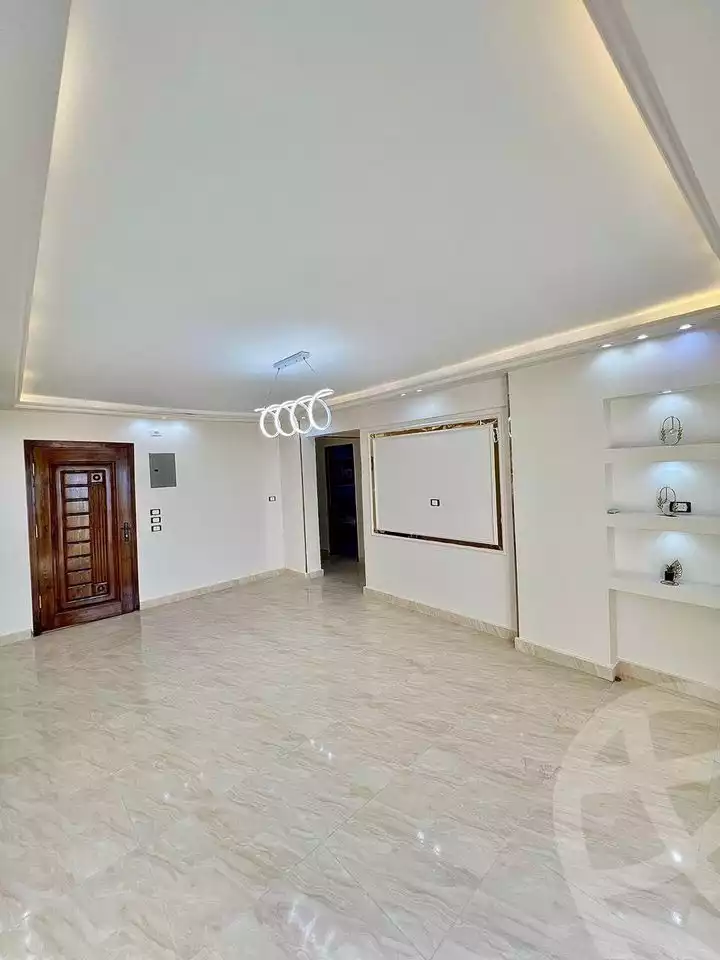 https://aqarmap.com.eg/en/listing/5198731-for-sale-cairo-ain-shams-ahmed-esmat-st