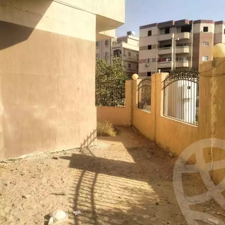 https://aqarmap.com.eg/ar/listing/5201464-for-sale-cairo-el-shorouk-lmntq-lwl