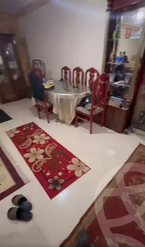 https://aqarmap.com.eg/en/listing/5205713-for-sale-cairo-el-sayyeda-zeinab-omar-khayrat-st