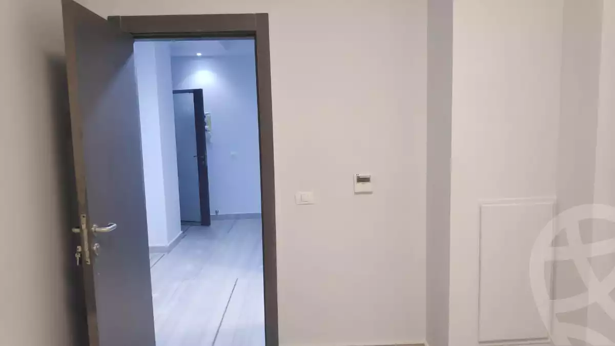 https://aqarmap.com.eg/en/listing/5207909-for-rent-cairo-al-oubour-el-hay-el-taseaa-abbas-el-akad-st