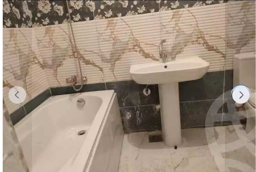 https://aqarmap.com.eg/ar/listing/5211235-for-rent-cairo-mokattam-lhdb-l-ly-shareaa-9
