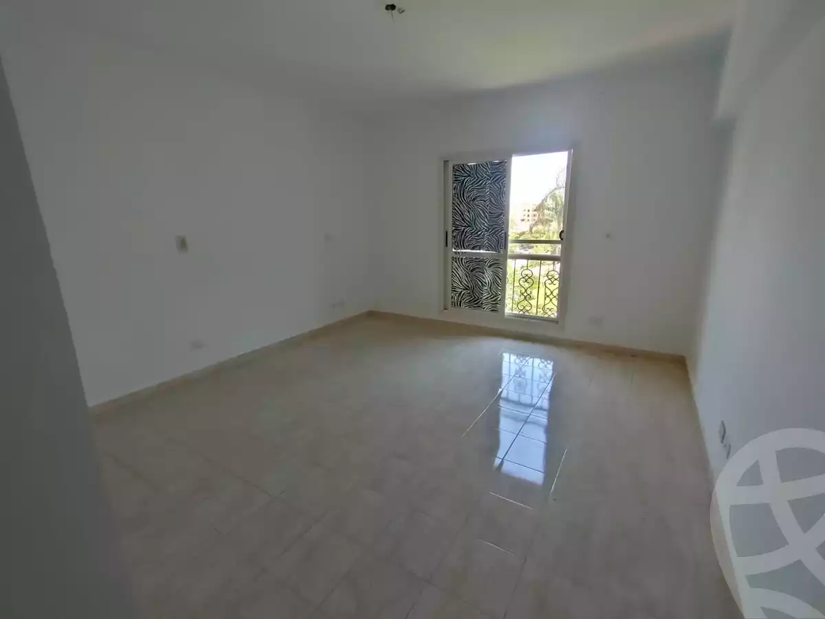 https://aqarmap.com.eg/en/listing/5213980-for-rent-cairo-new-cairo-lrhb-city-phase-8