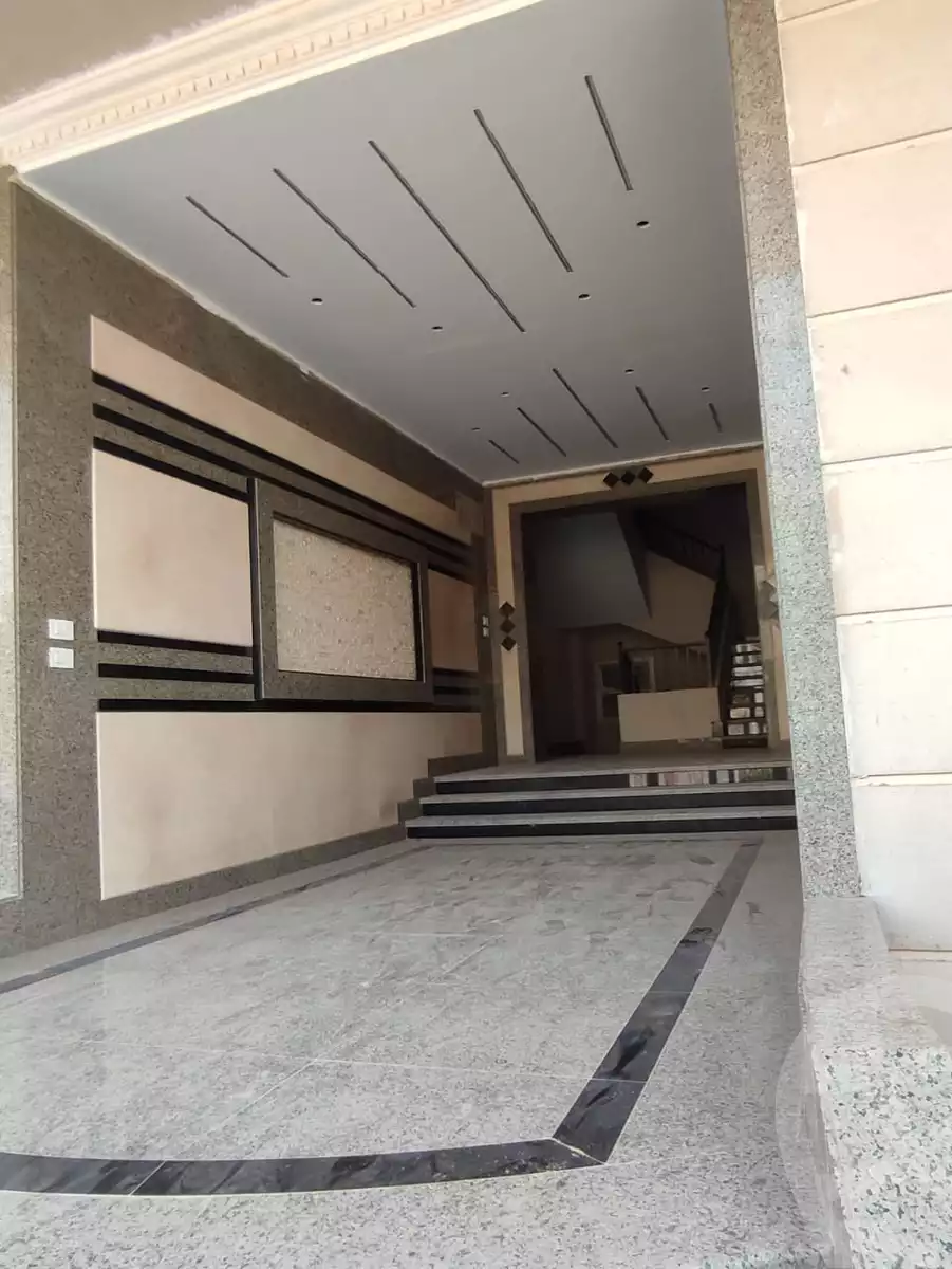 https://aqarmap.com.eg/en/listing/5214965-for-sale-cairo-el-shorouk-lhy-lthlth-grb-neighbourhood-3