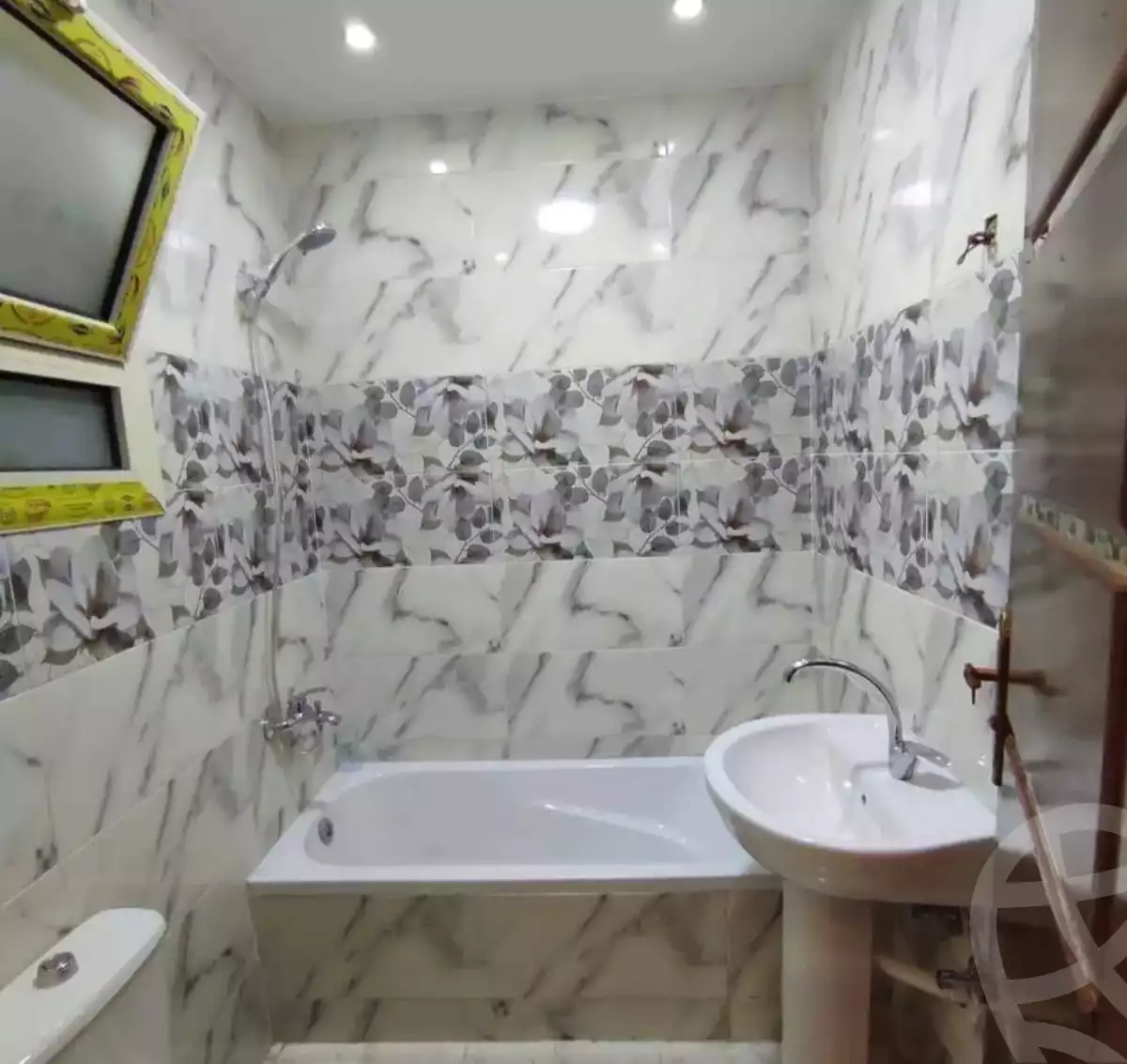 https://aqarmap.com.eg/en/listing/5215336-for-sale-alexandria-miami-shr-jml-bd-lnsr