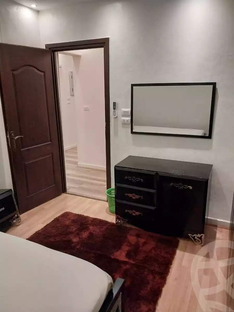 https://aqarmap.com.eg/en/listing/5216767-for-rent-cairo-new-cairo-lrhb-city-phase-5-ibn-al-nafees-st