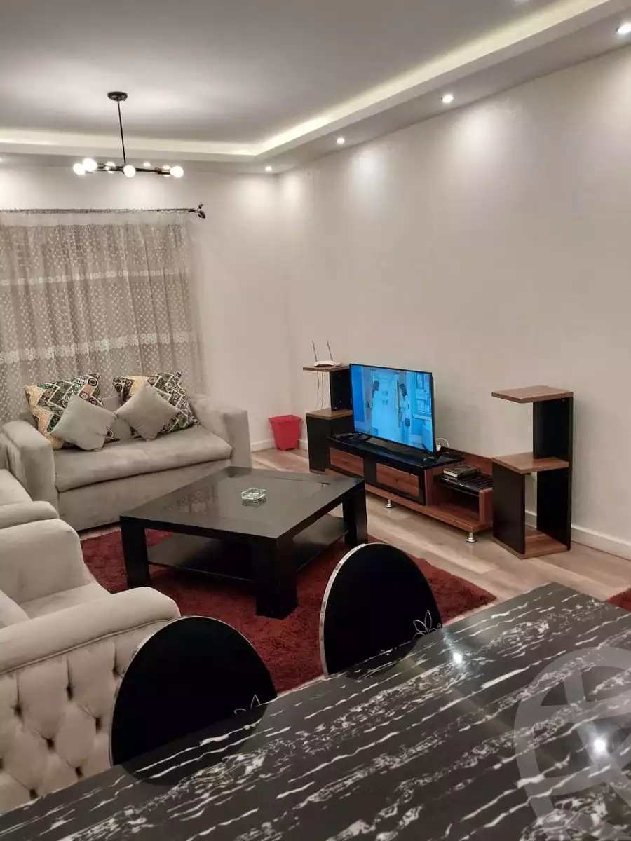 https://aqarmap.com.eg/en/listing/5216767-for-rent-cairo-new-cairo-lrhb-city-phase-5-ibn-al-nafees-st