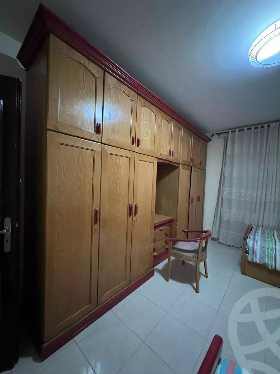 https://aqarmap.com.eg/en/listing/5217489-for-rent-cairo-new-cairo-lrhb-city-phase-4-saad-zaghloul-st