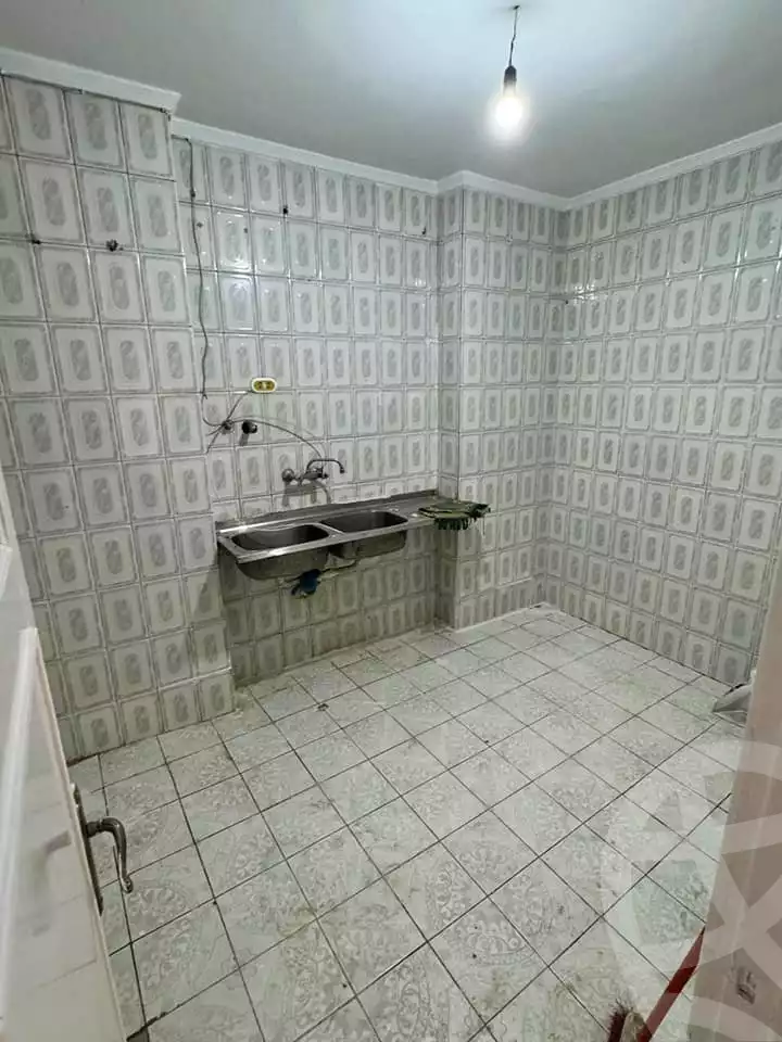 https://aqarmap.com.eg/en/listing/5221593-for-sale-alexandria-sn-styfnw-abd-el-salam-aref-st