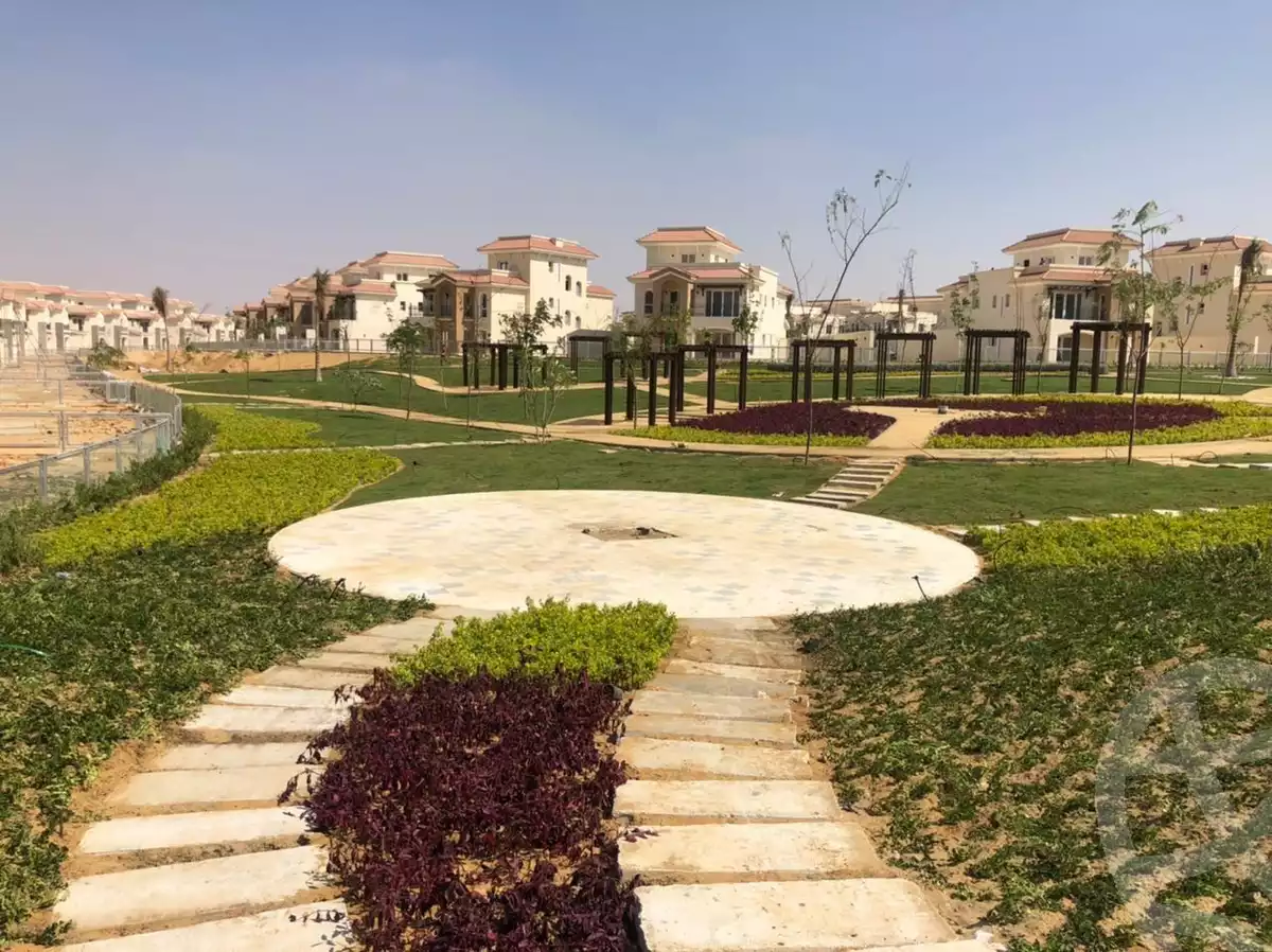 https://aqarmap.com.eg/en/listing/5228404-for-sale-cairo-new-administrative-capital-r3-lmqsd-almaqsed-villas