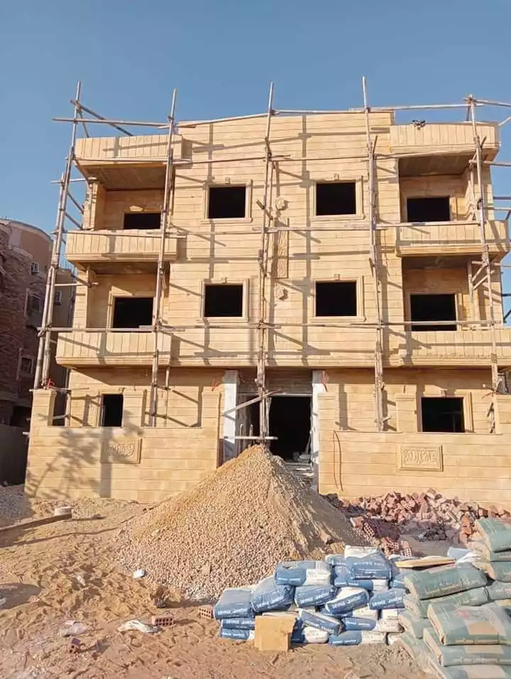 https://aqarmap.com.eg/en/listing/5230572-for-sale-cairo-el-shorouk-lhy-lthlth-grb