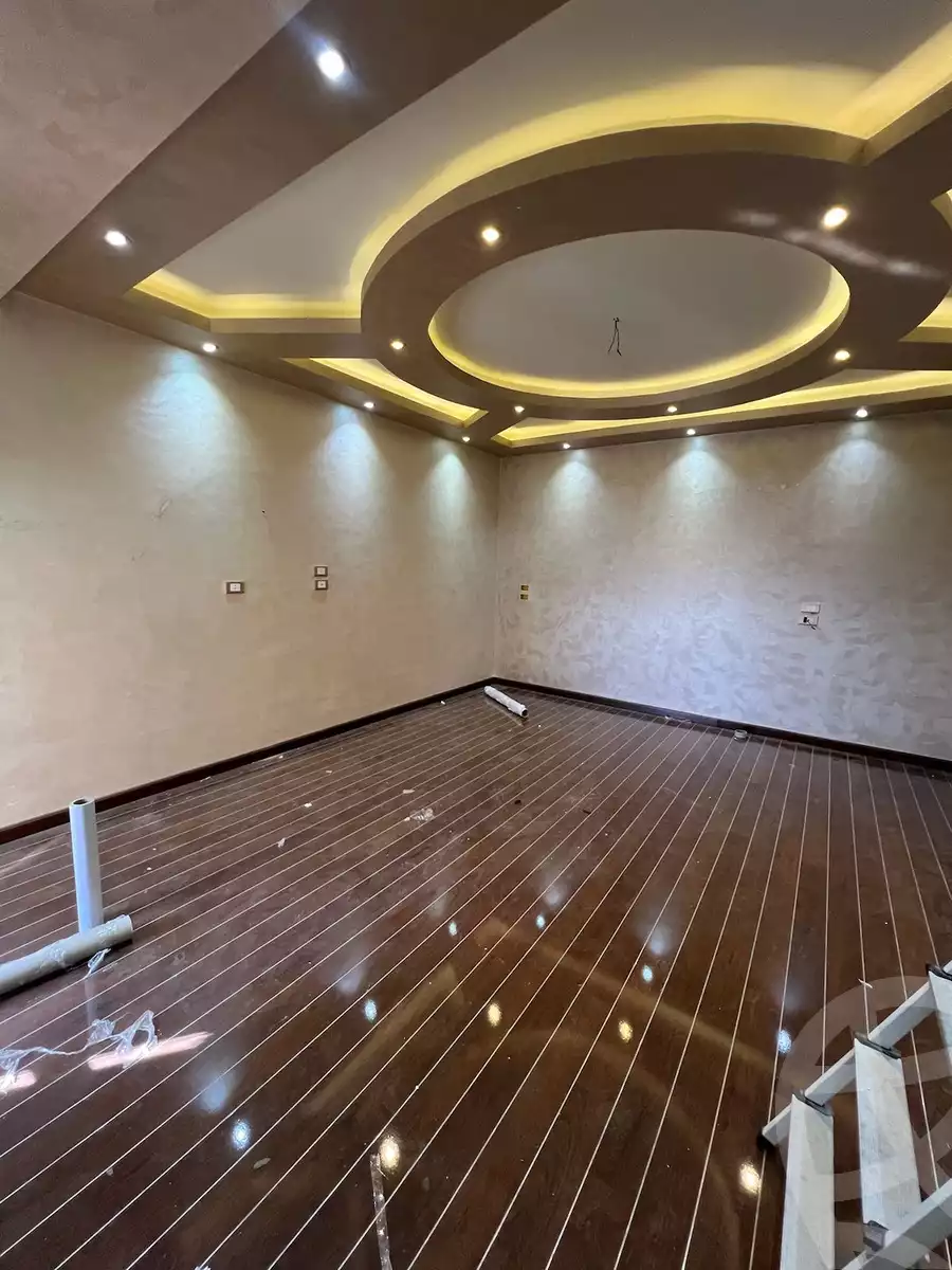 https://aqarmap.com.eg/en/listing/5230631-for-rent-cairo-new-cairo-lrhb-city-phase-8