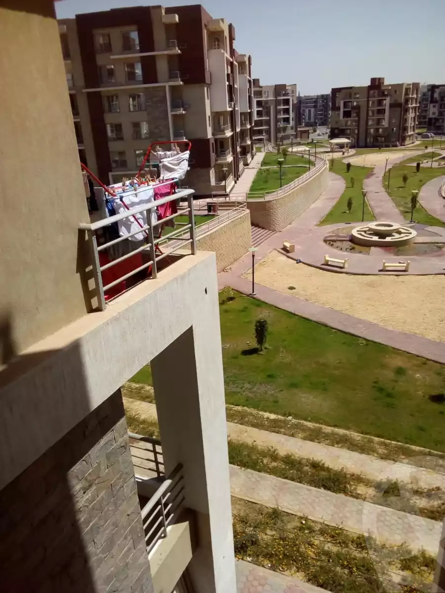 https://aqarmap.com.eg/en/listing/5231850-for-sale-cairo-al-oubour-compounds-dar-misr