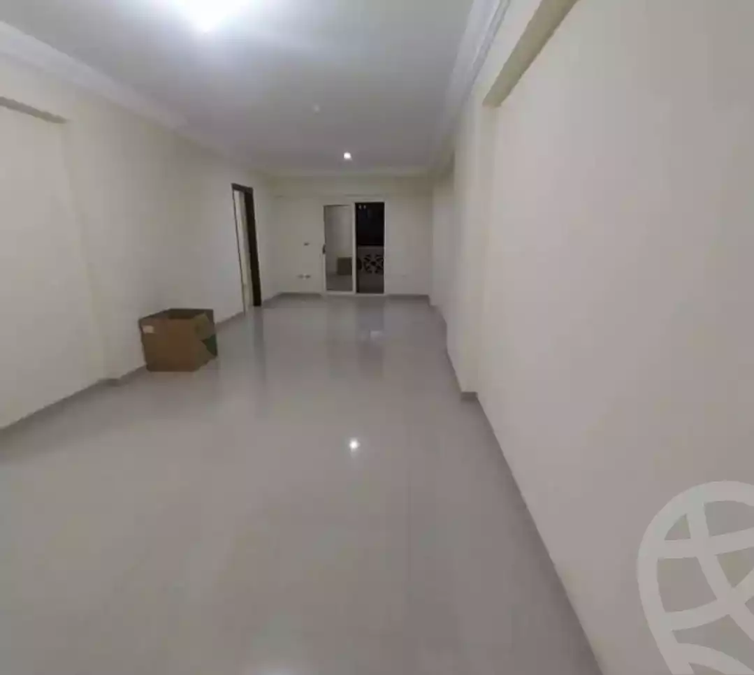 https://aqarmap.com.eg/en/listing/5232408-for-rent-alexandria-ganaklis-shr-mrtdy-bsh