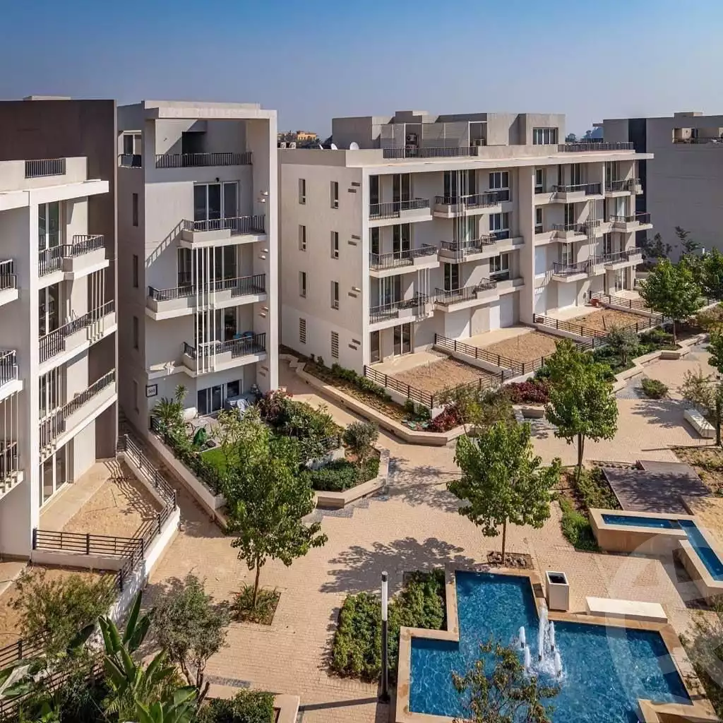 https://aqarmap.com.eg/en/listing/5235171-for-sale-cairo-6th-of-october-compounds-pyramid-hills