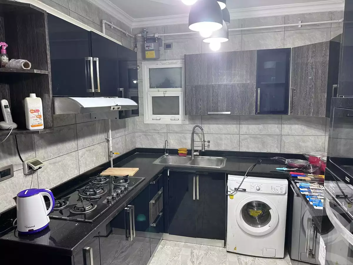 https://aqarmap.com.eg/en/listing/5239219-for-rent-cairo-new-cairo-lrhb-city-phase-8