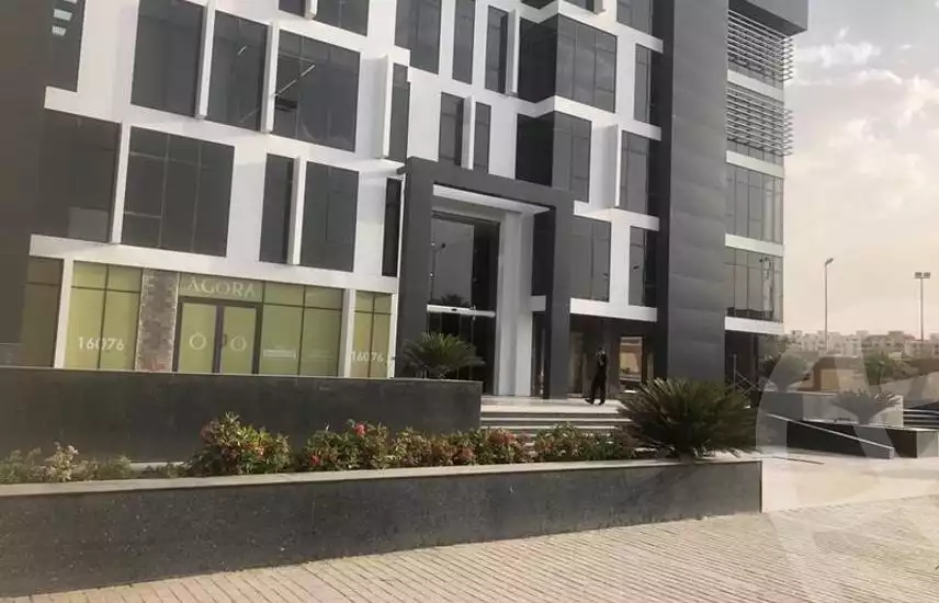 https://aqarmap.com.eg/en/listing/5250463-for-rent-cairo-el-sheikh-zayed-city-compounds-agora-makeplace