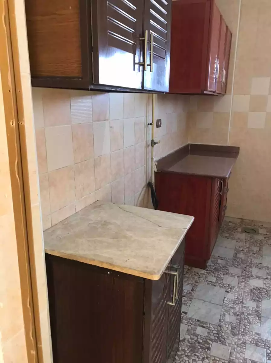 https://aqarmap.com.eg/en/listing/5251088-for-rent-cairo-new-cairo-ganob-el-akadamiya-south-academy-z