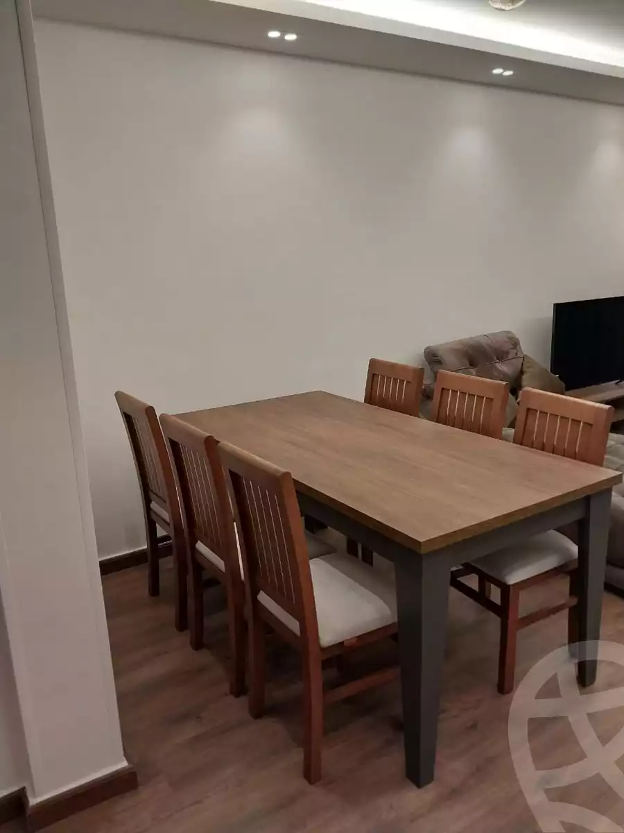 https://aqarmap.com.eg/en/listing/5257124-for-rent-cairo-new-cairo-lrhb-city-phase-8