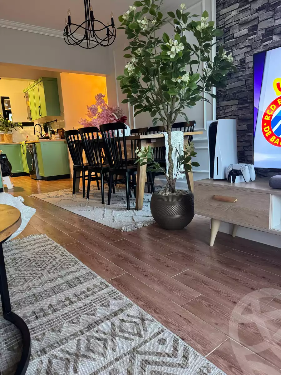 https://aqarmap.com.eg/en/listing/5259113-for-sale-cairo-el-sheikh-zayed-city-compounds-hadayek-el-mohandiseen