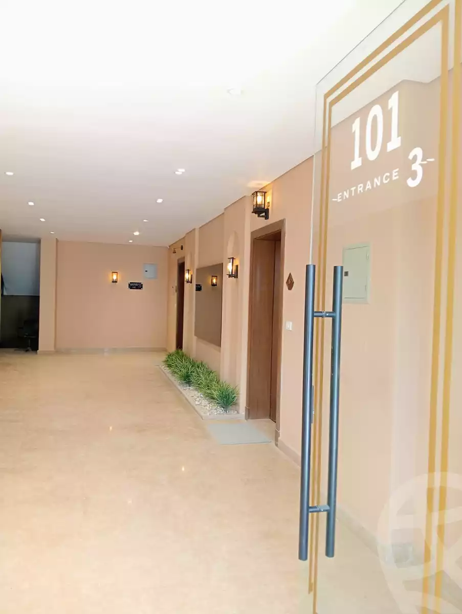 https://aqarmap.com.eg/ar/listing/5259194-for-sale-cairo-el-sheikh-zayed-city-compounds-kmbwnd-fyldj-wyst-dr-llttwyr