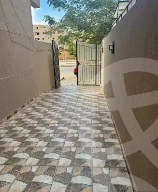 https://aqarmap.com.eg/en/listing/5276652-for-sale-cairo-el-shorouk-lmntq-lthny-neighbourhood-2