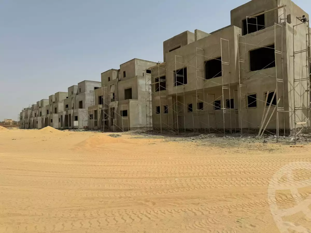 https://aqarmap.com.eg/en/listing/5277350-for-sale-cairo-el-sheikh-zayed-city-lshykh-zyd-ljdyd-naia-west