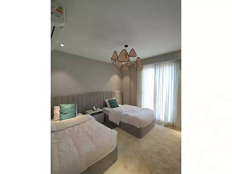 https://aqarmap.com.eg/ar/listing/5277322-for-sale-cairo-el-sheikh-zayed-city-compounds-kmbwnd-fyldj-wyst-dr-llttwyr