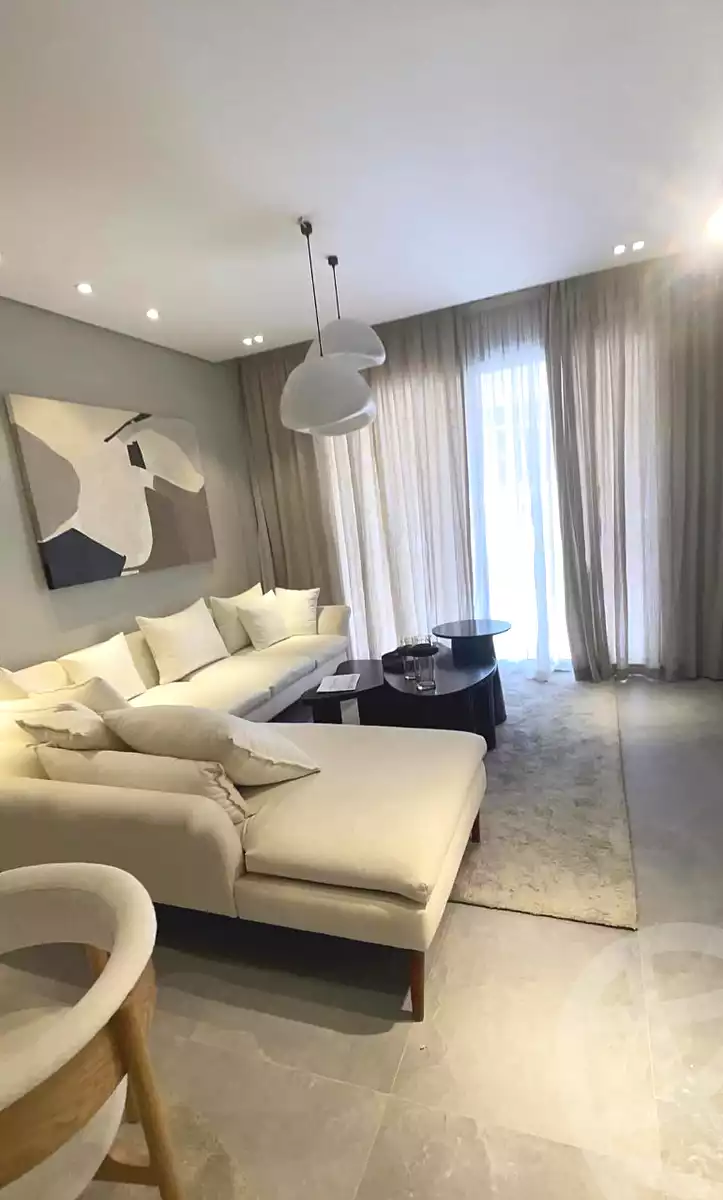 https://aqarmap.com.eg/ar/listing/5277322-for-sale-cairo-el-sheikh-zayed-city-compounds-kmbwnd-fyldj-wyst-dr-llttwyr