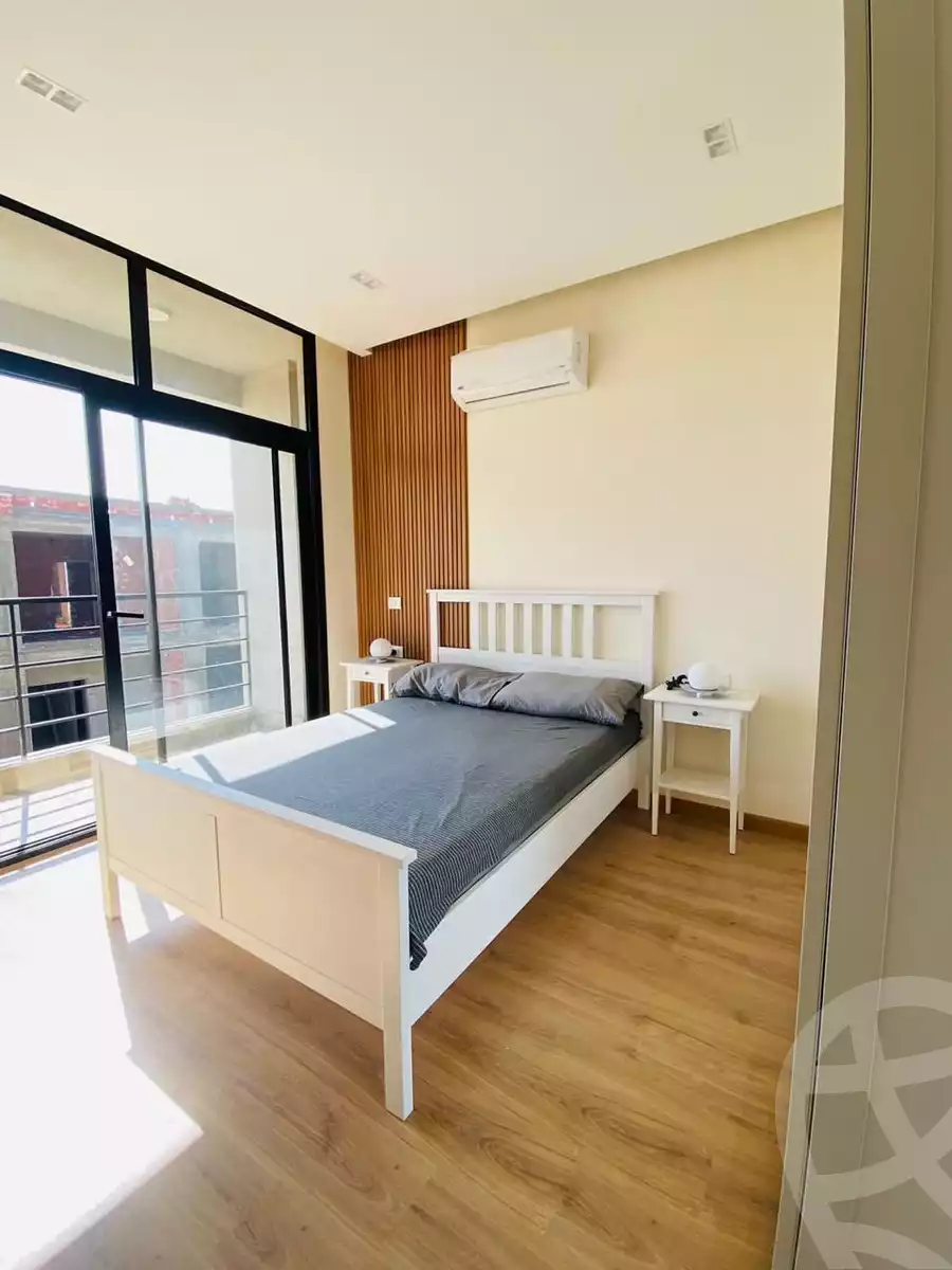 https://aqarmap.com.eg/en/listing/5279348-for-sale-cairo-new-cairo-lmstqbl-syty-compounds-via-montenapoleone-mall-reportage