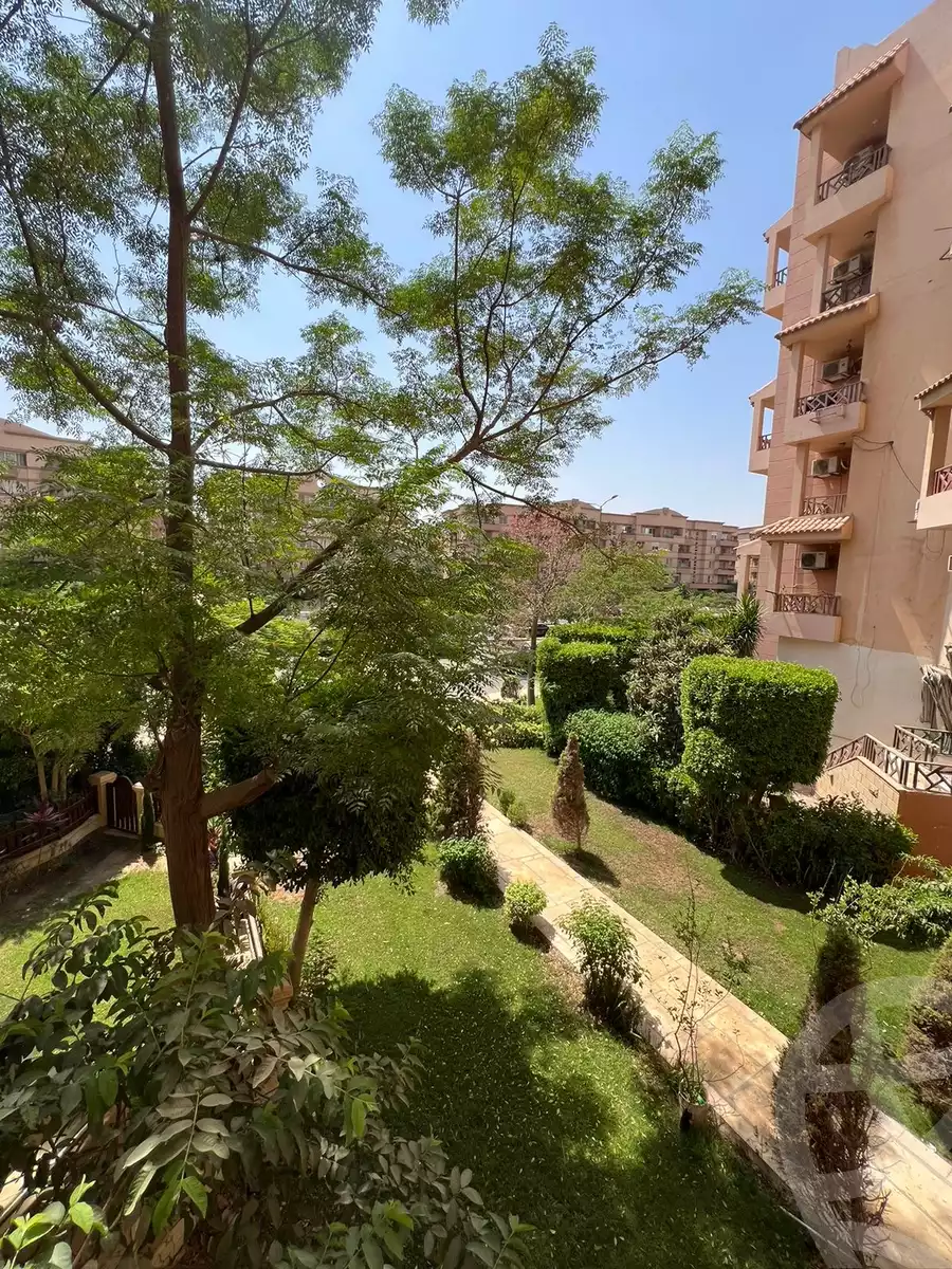 https://aqarmap.com.eg/ar/listing/5287046-for-sale-cairo-new-cairo-lrhb-city-phase-4-mostafa-kamel-st
