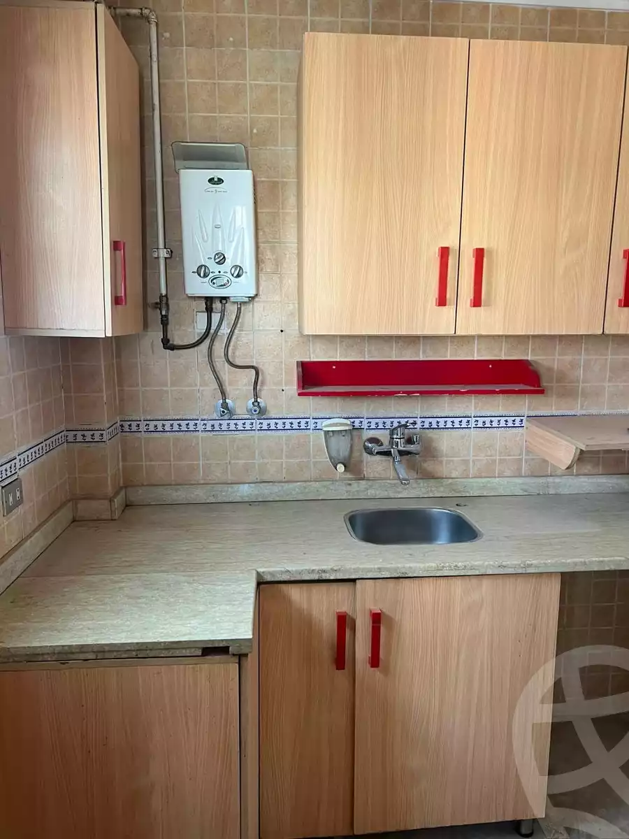 https://aqarmap.com.eg/ar/listing/5288059-for-sale-cairo-new-cairo-lrhb-city-phase-5-talaat-mostafa-st