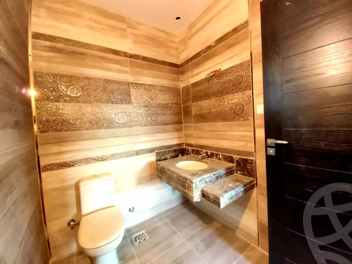 https://aqarmap.com.eg/en/listing/5288232-for-sale-cairo-el-sheikh-zayed-city-compounds-dh-drys