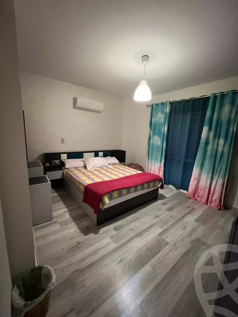 https://aqarmap.com.eg/en/listing/5288746-for-rent-cairo-new-cairo-lrhb-city-phase-8