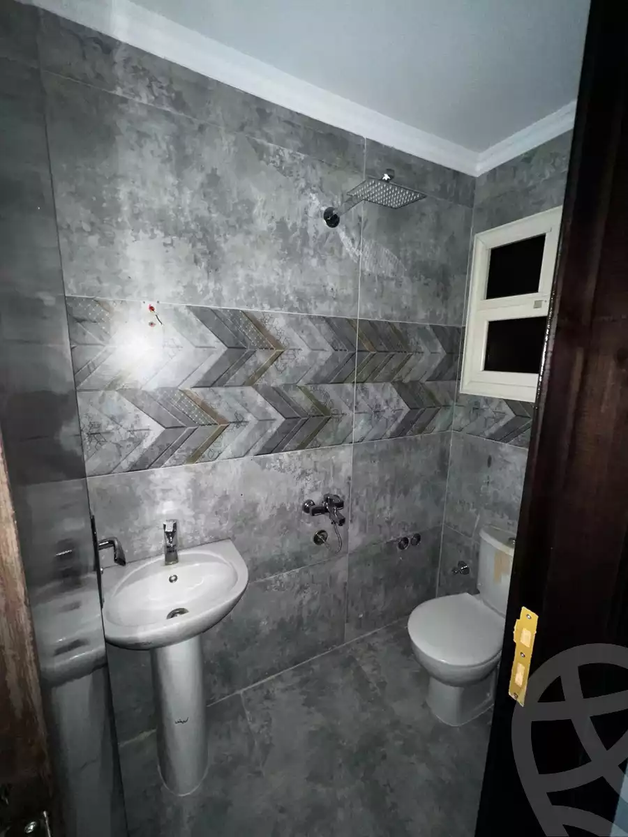 https://aqarmap.com.eg/en/listing/5290586-for-sale-cairo-elnozha-elgedidah-el-quds-el-shareef-st