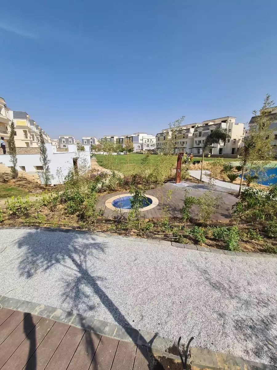 https://aqarmap.com.eg/en/listing/5290780-for-sale-cairo-6th-of-october-compounds-mountain-view-chillout-park-mountain-view-lakeside