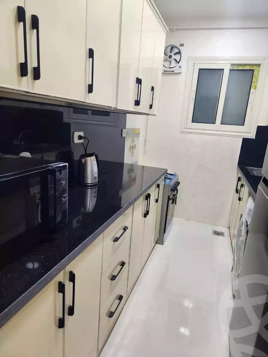 https://aqarmap.com.eg/en/listing/5290928-for-rent-cairo-6th-of-october-el-ahyaa-neighborhood-2nd-dr-mohammed-badawi-st