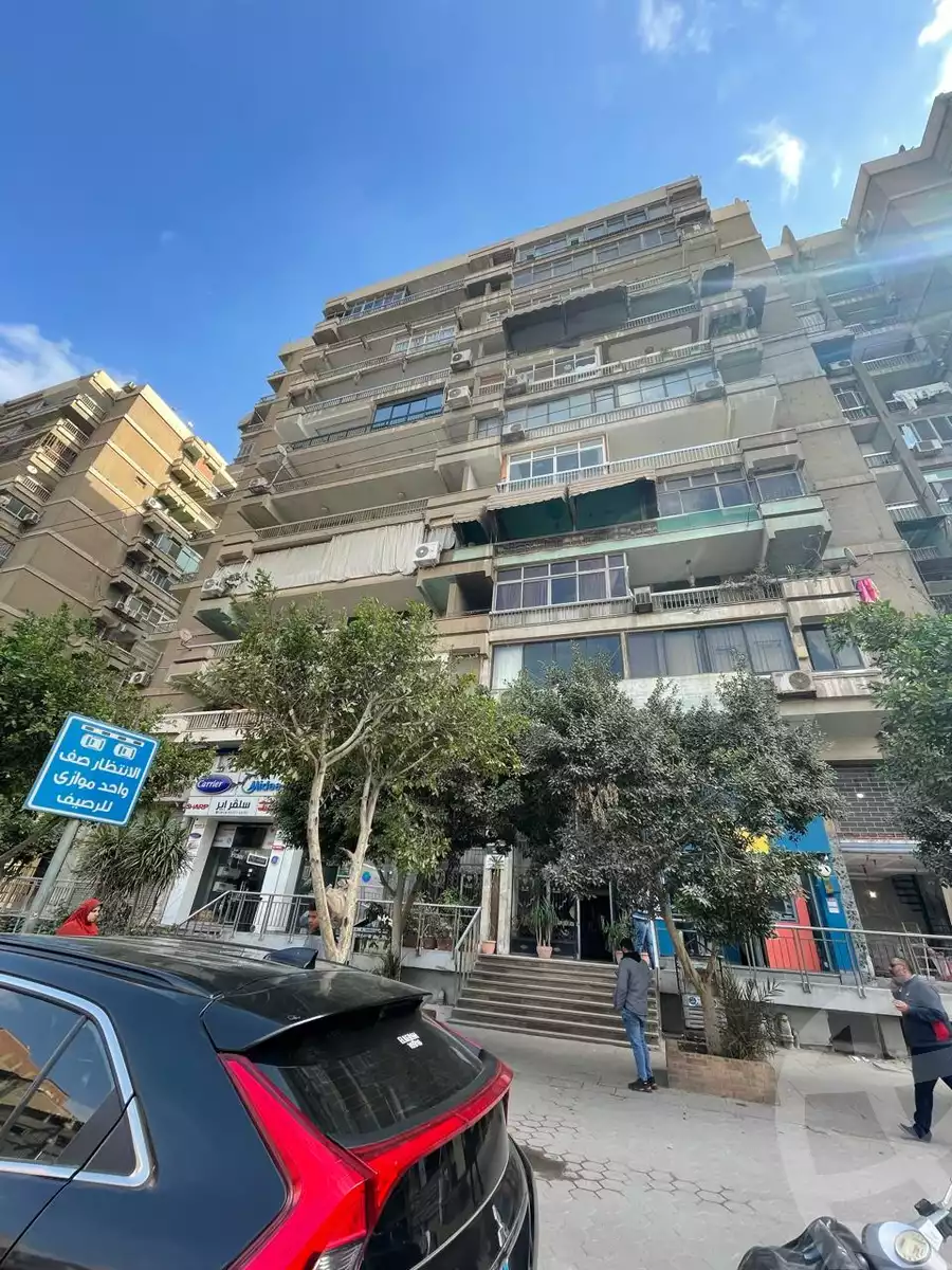 https://aqarmap.com.eg/en/listing/5989424-for-sale-cairo-heliopolis-merryland-gesr-al-suez-st-street-27