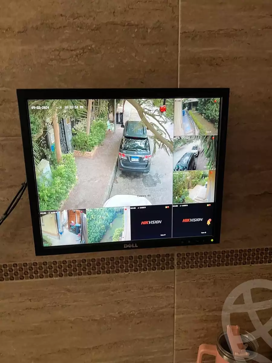 https://aqarmap.com.eg/ar/listing/5295635-for-sale-cairo-new-cairo-lrhb-city-phase-8