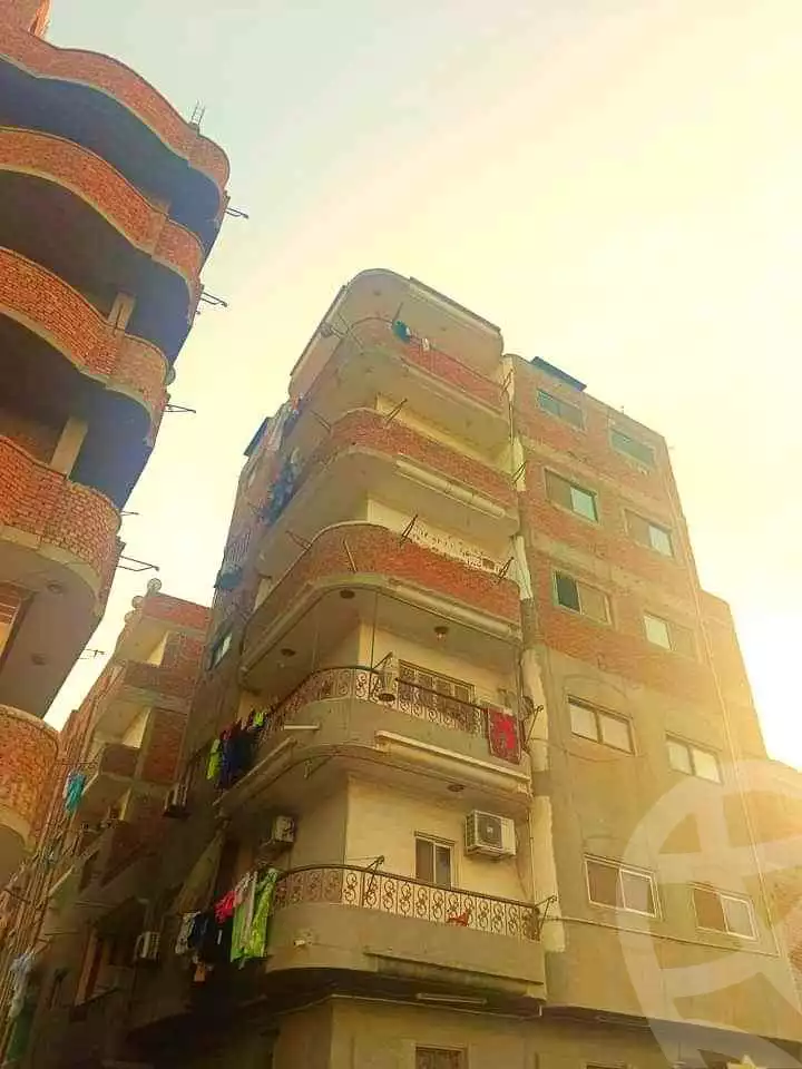 https://aqarmap.com.eg/ar/listing/5297816-for-sale-sharqia-zagazig-haret-razna