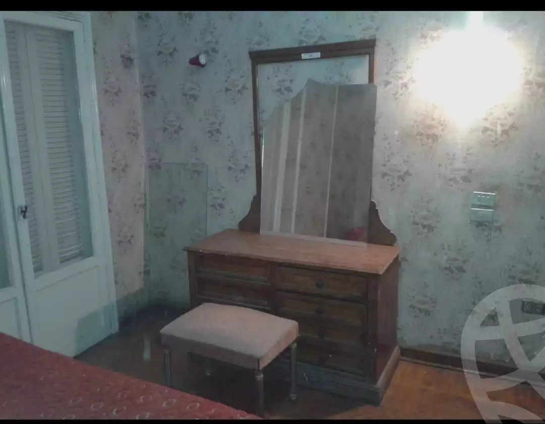 https://aqarmap.com.eg/en/listing/5299515-for-rent-cairo-heliopolis-ard-el-golf-mostafa-abd-el-aal-st