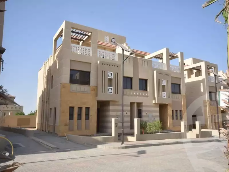 https://aqarmap.com.eg/en/listing/5299735-for-sale-cairo-el-sheikh-zayed-city-lshykh-zyd-ljdyd-solimar-green-4-compound