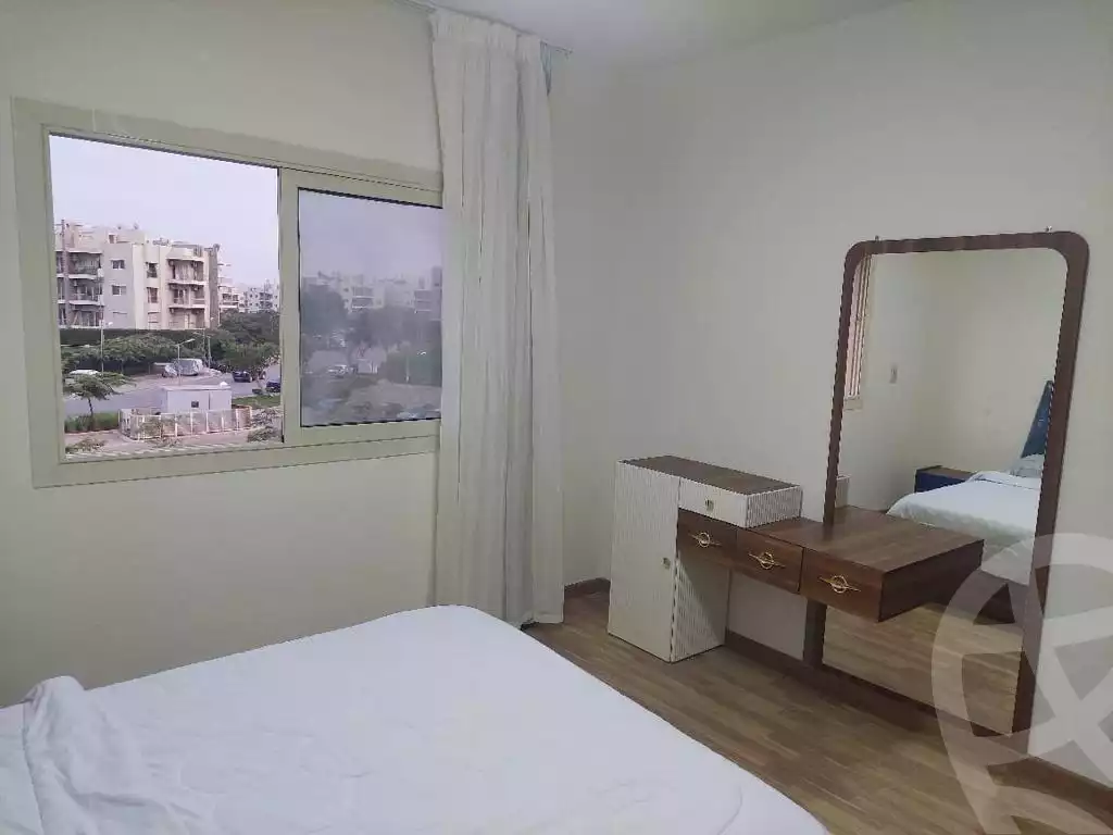 https://aqarmap.com.eg/ar/listing/5301209-for-rent-cairo-el-sheikh-zayed-city-compounds-dh-drys