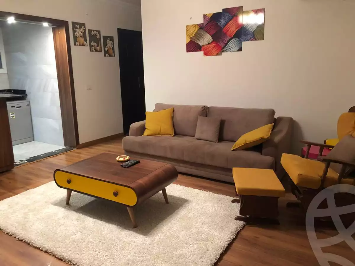 https://aqarmap.com.eg/en/listing/5302918-for-rent-cairo-el-sheikh-zayed-city-compounds-hadayek-el-mohandiseen