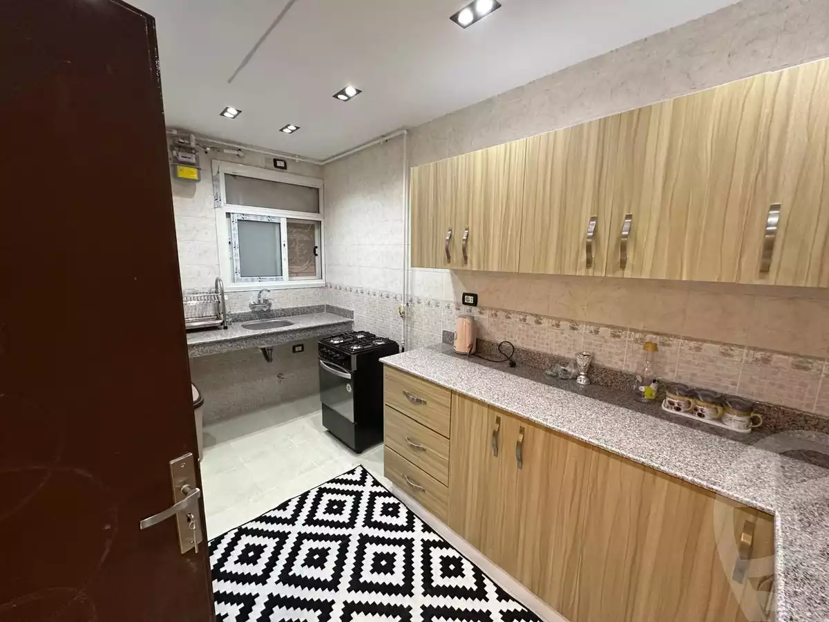 https://aqarmap.com.eg/en/listing/5303272-for-rent-cairo-new-cairo-lrhb-city-phase-4-mostafa-el-nahaas-st