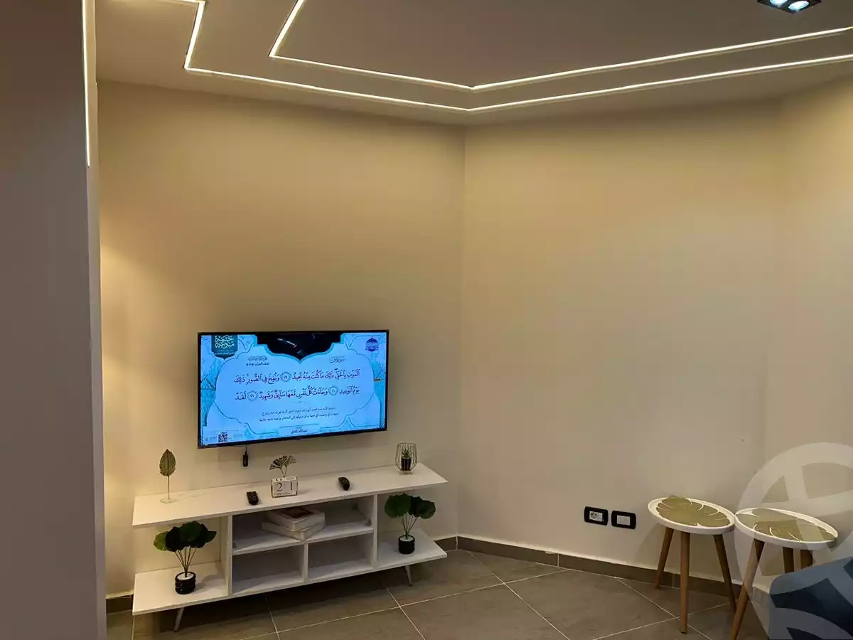 https://aqarmap.com.eg/en/listing/5303272-for-rent-cairo-new-cairo-lrhb-city-phase-4-mostafa-el-nahaas-st