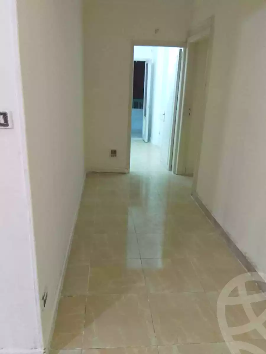 https://aqarmap.com.eg/ar/listing/5304109-for-rent-cairo-helwan-mohamed-sayed-ahmed-st