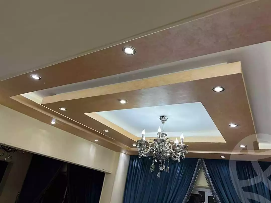 https://aqarmap.com.eg/ar/listing/5305378-for-rent-cairo-mokattam-lhdb-l-ly-shareaa-9